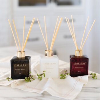 Sand + Fog Juego de Difusores con Varillas 177 mL Sand + Fog Juego de Difusores con Varillas 177 mL