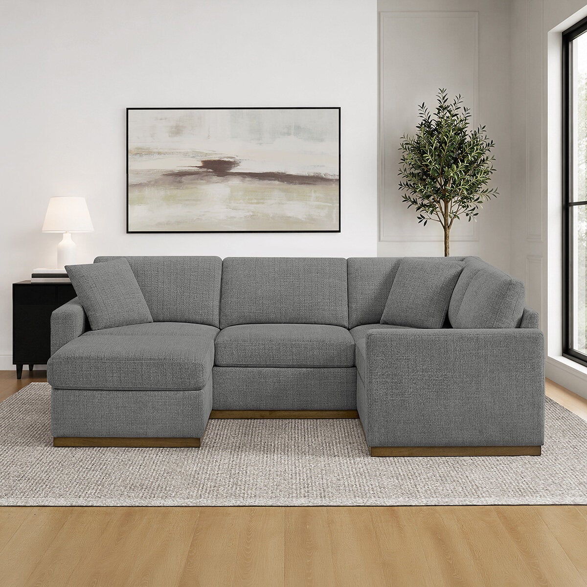 Henredon, Seccional de 3 Piezas con Otomano y Base de madera Henredon, Seccional de 3 Piezas con Otomano y Base de madera