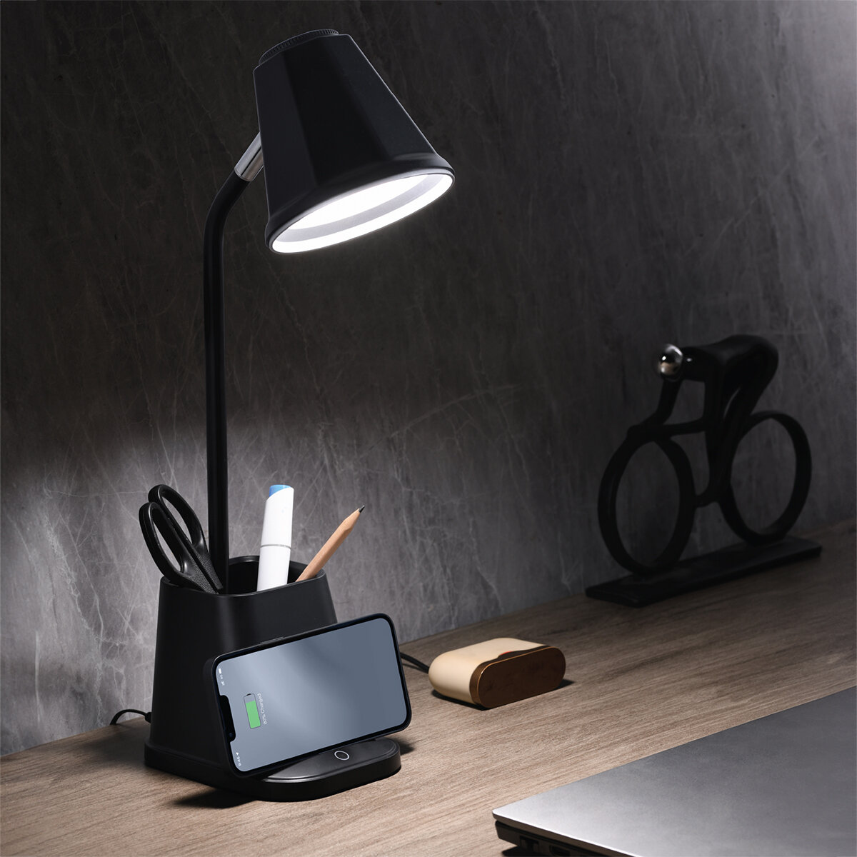 Sheffield Rayo Lámpara de Escritorio con Cargador Inalámbrico Color Negro