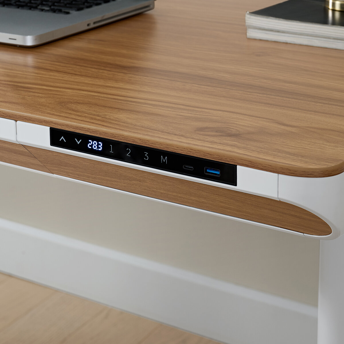 Northridge Home, Escritorio de Altura Ajustable