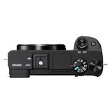Cámara alpha a6400 Sony con lente 16-50mm, color negro.