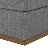 Henredon, Seccional de 3 Piezas con Otomano y Base de madera Henredon, Seccional de 3 Piezas con Otomano y Base de madera