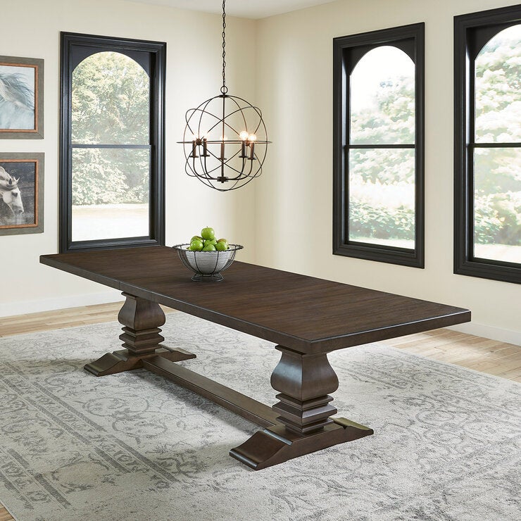 Universal Broadmoore, Erma, Juego de Comedor de 9 Piezas Universal Broadmoore, Erma, Juego de Comedor de 9 Piezas