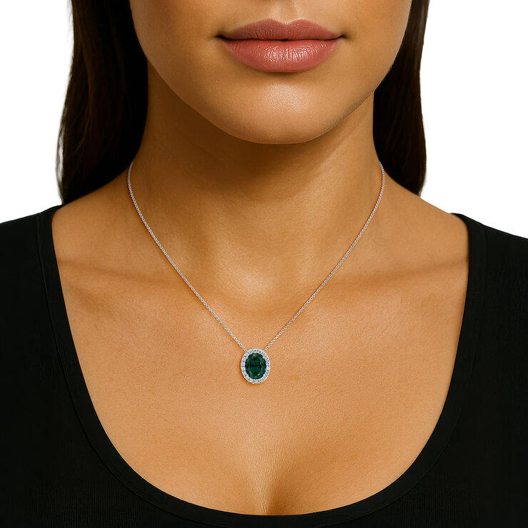 Collar con Dije de Esmeralda Creado y Diamantes 0.45ctw, Oro Blanco de 14K