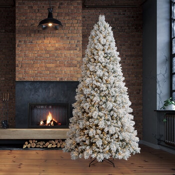 Árbol de Navidad Nevado Pre-Iluminado 2.7m con 1,780 Luces Radiant Micro LED