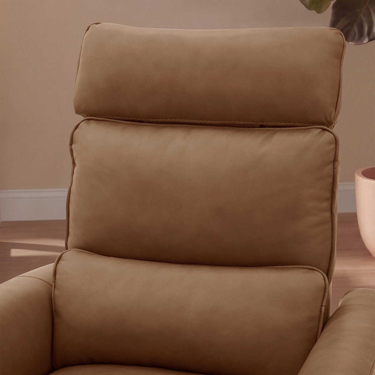 Aiden & Ivy, Sillón Reclinable Manual de Cuero Aiden & Ivy, Sillón Reclinable Manual de Cuero