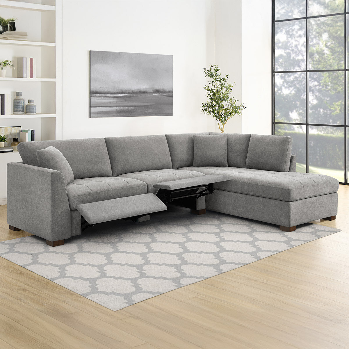 Thomasville, Sofá Seccional Estilo Chaise con Reposapiés Reclinable Eléctrico
