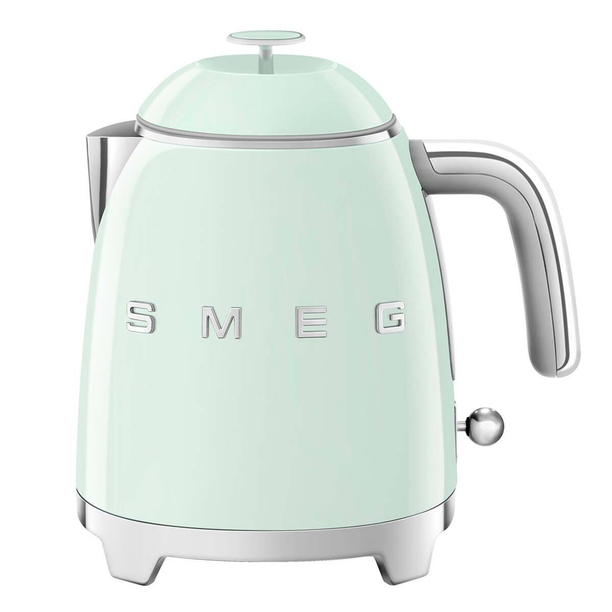 Smeg  SMEG MINI KETTLE KLF05  verde