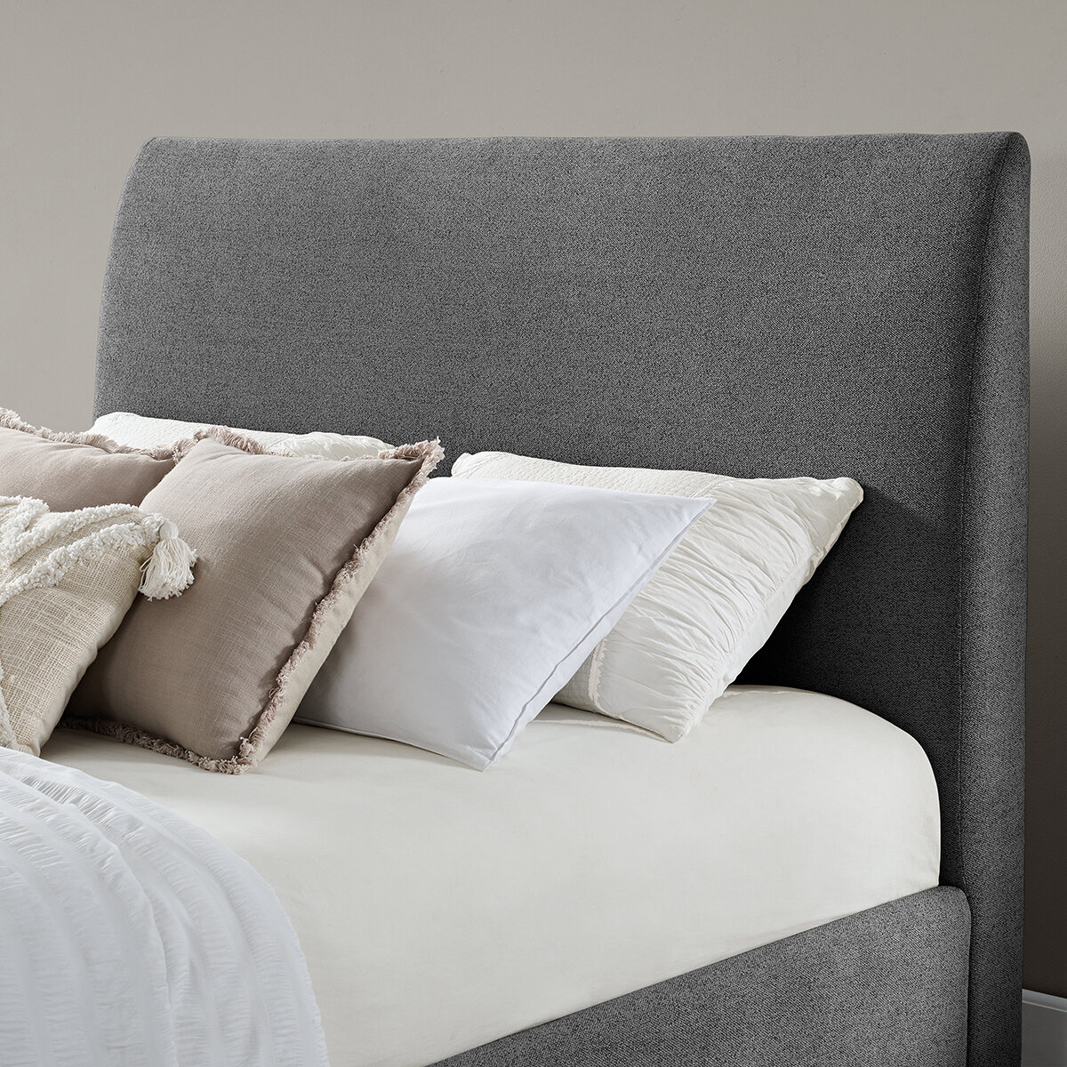 Northridge Home, Amelia, Cama King Tapizada
