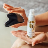 Rice & Shine, Kit de 2 Aceites Faciales de 30 ml Cada Uno + Gua sha de Acero Inoxidable Rice & Shine, Kit de 2 Aceites Faciales de 30 ml Cada Uno + Gua sha de Acero Inoxidable