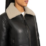 Bearpaw Chamarra para Dama Negro Chica