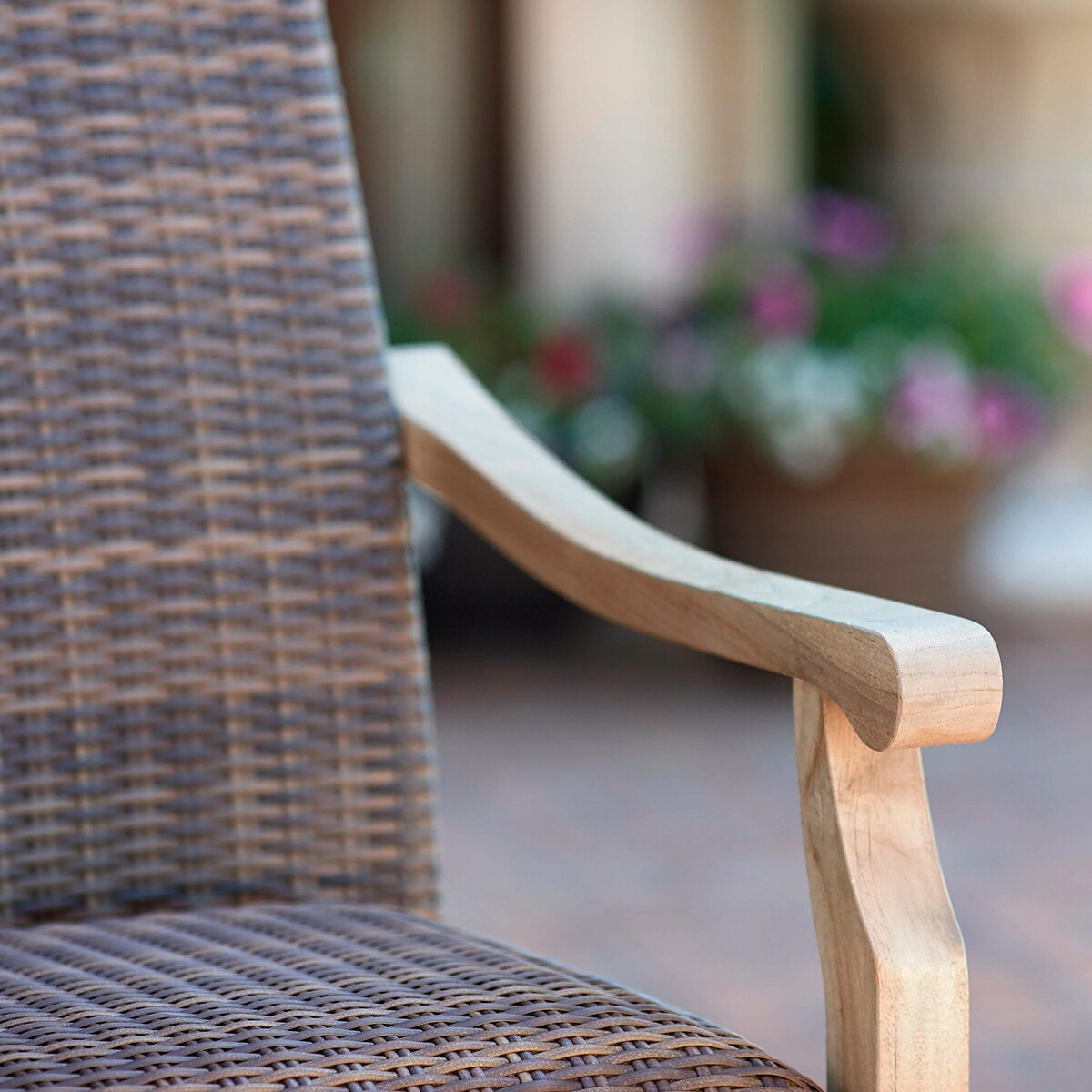 Ivena juego de comedor de teca de 7 piezas | Costco México