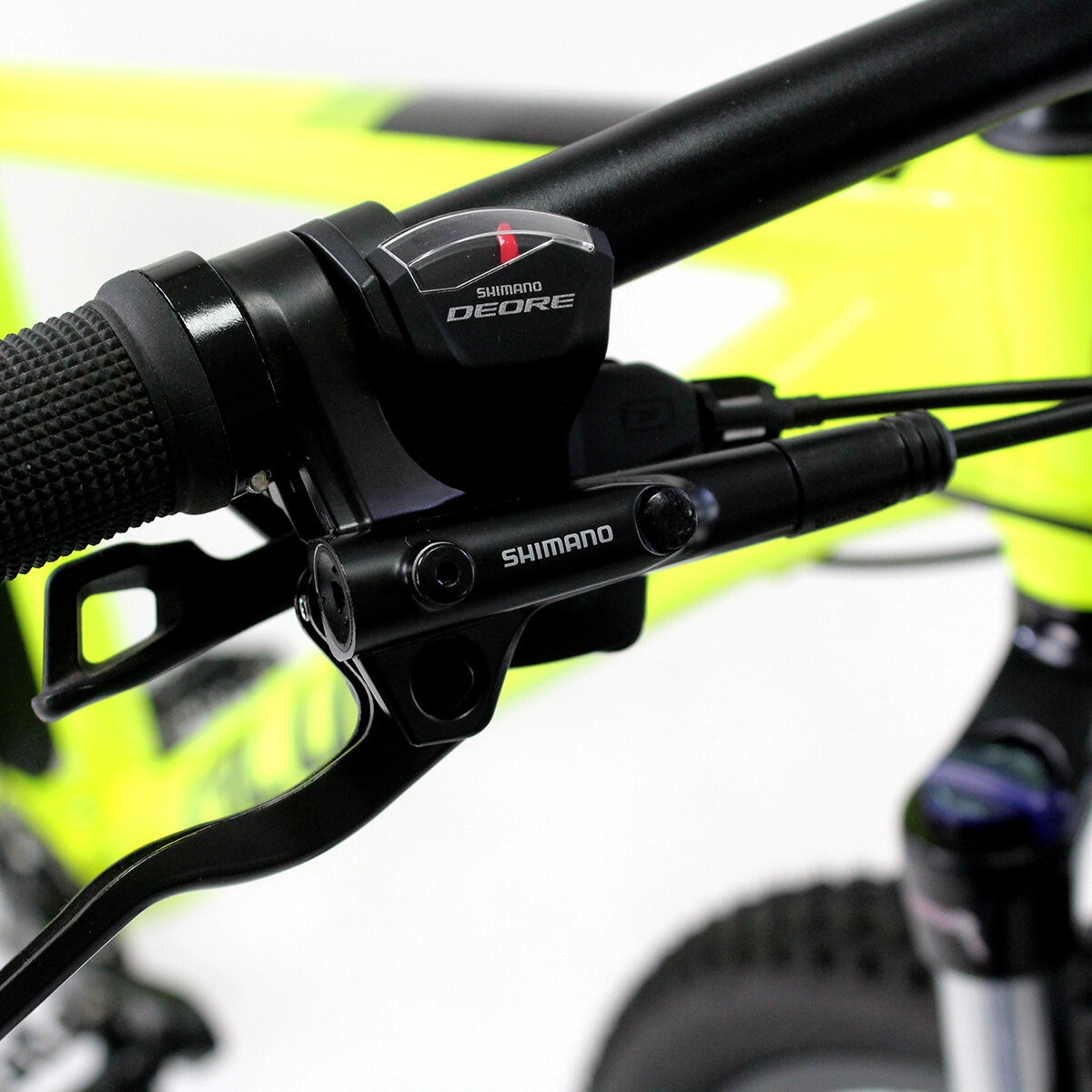 Bicicleta de Montaña R29 Alubike Sierra Pro Lima