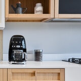 Smeg Cafetera de goteo 10 tazas negro