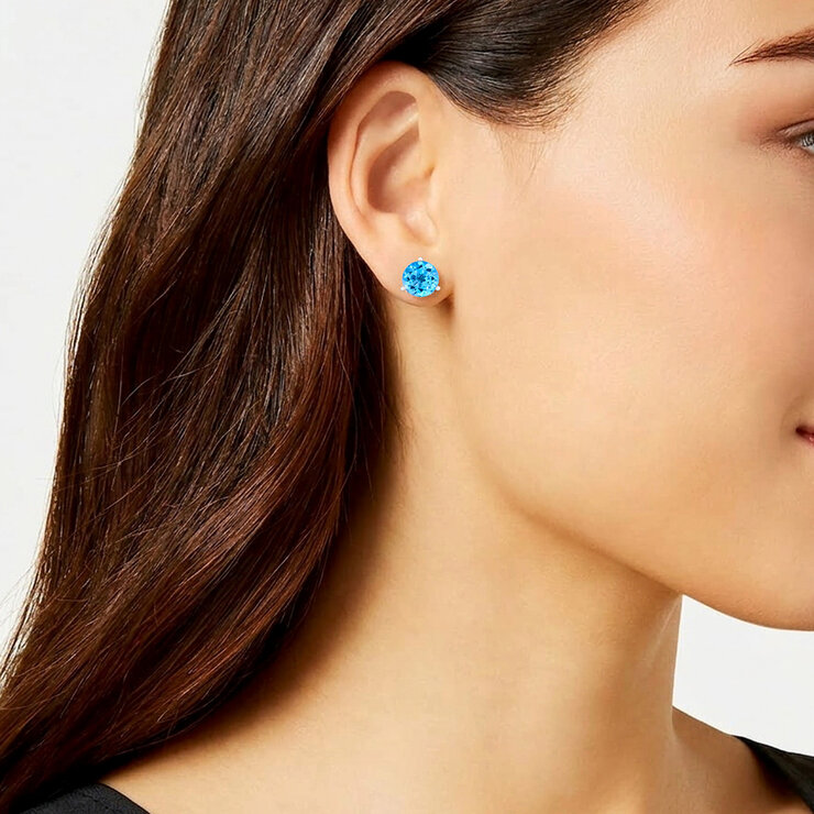 Aretes de Topacio Azul Claro, Oro Blanco de 14kt
