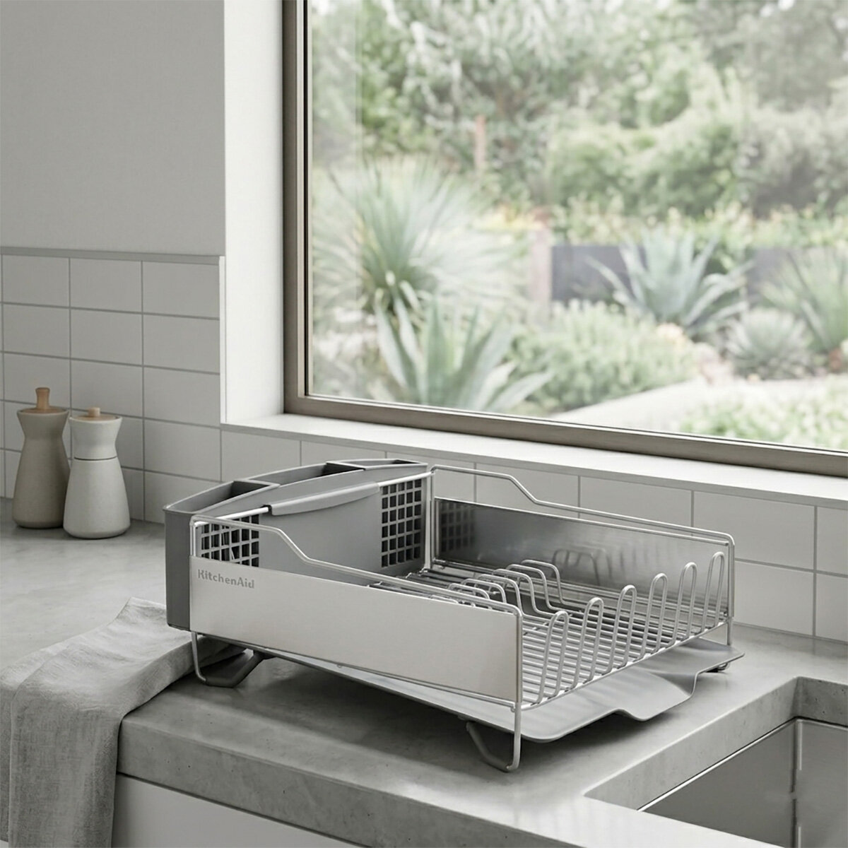 KitchenAid Escurridor de Platos de Acero Inoxidable Grande KitchenAid Escurridor de Platos de Acero Inoxidable Grande