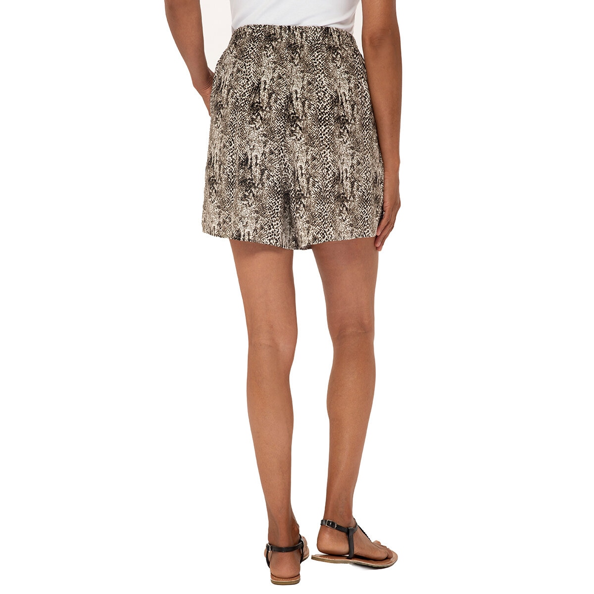 Mario Serrani Italy Shorts para Dama Café Grande