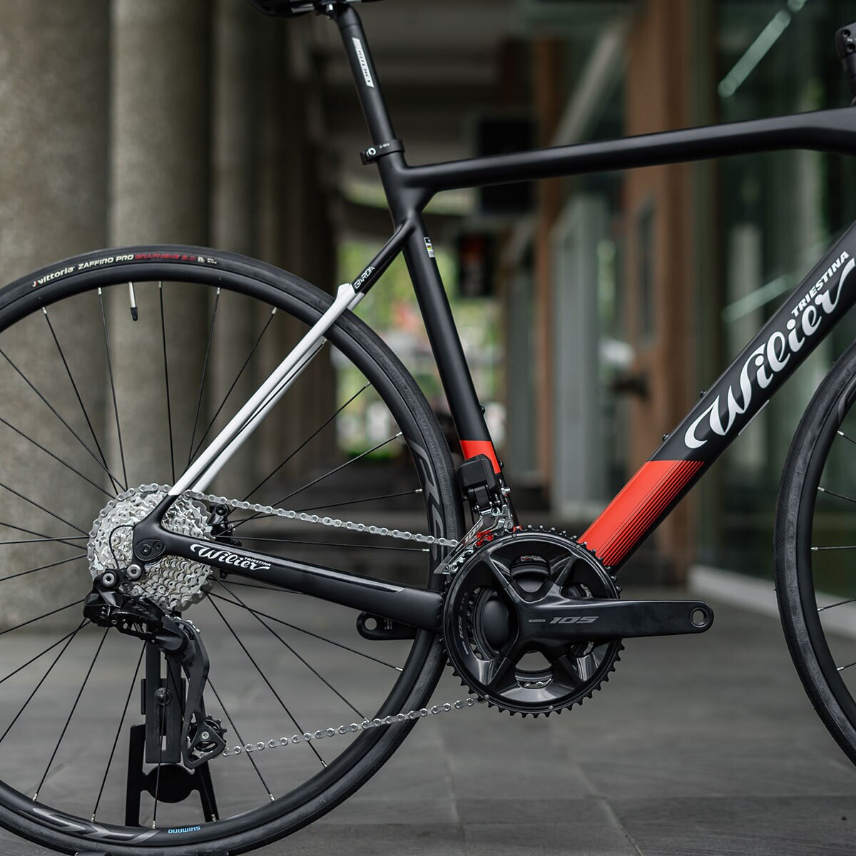 Wilier, Bicicleta Garda Disc 105 DI2 RS 171 Talla Chica