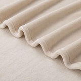 Berkshire Life, Cobija, Tamaño King, Color Marfil Berkshire Life, Cobija, Tamaño King, Color Marfil