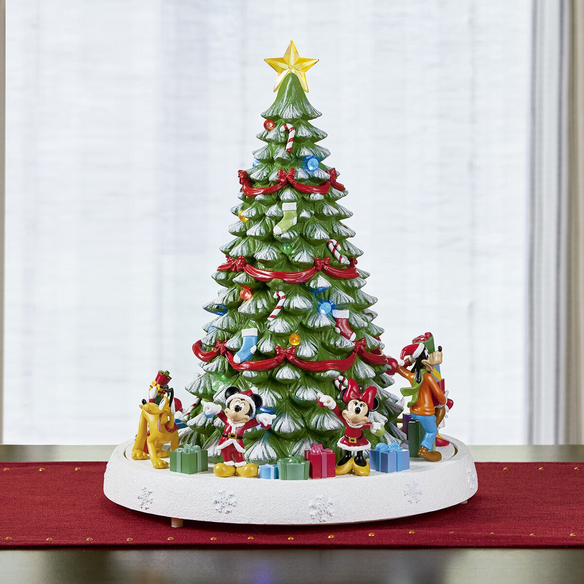 Disney Árbol Animado con Luces y Música Costco México