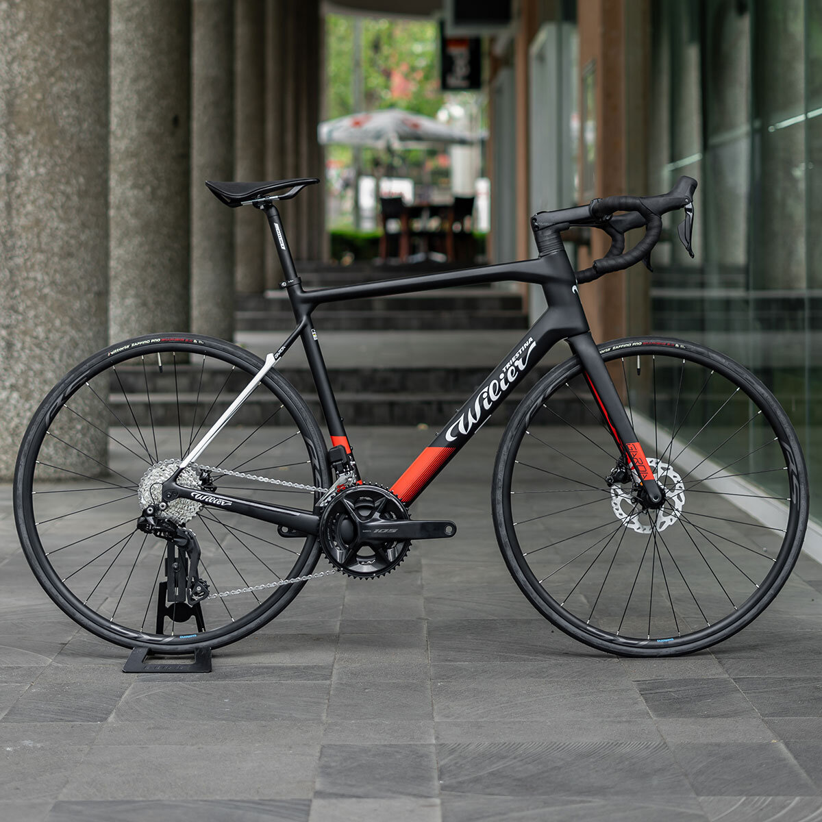 Wilier, Bicicleta Garda Disc 105 DI2 RS 171 Talla Chica