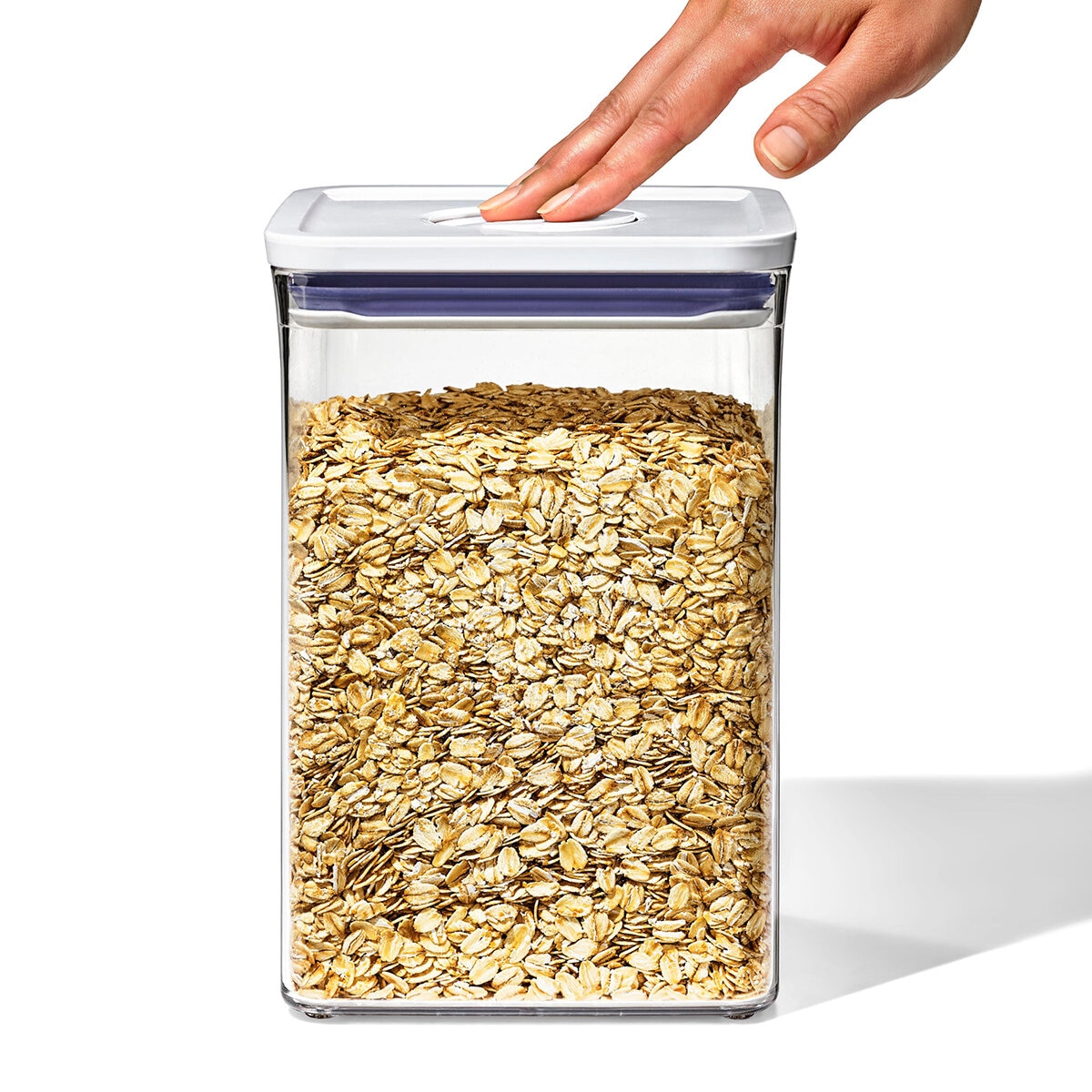 OXO Set de 4 Contenedores de Plástico con Tapas y Accesorios