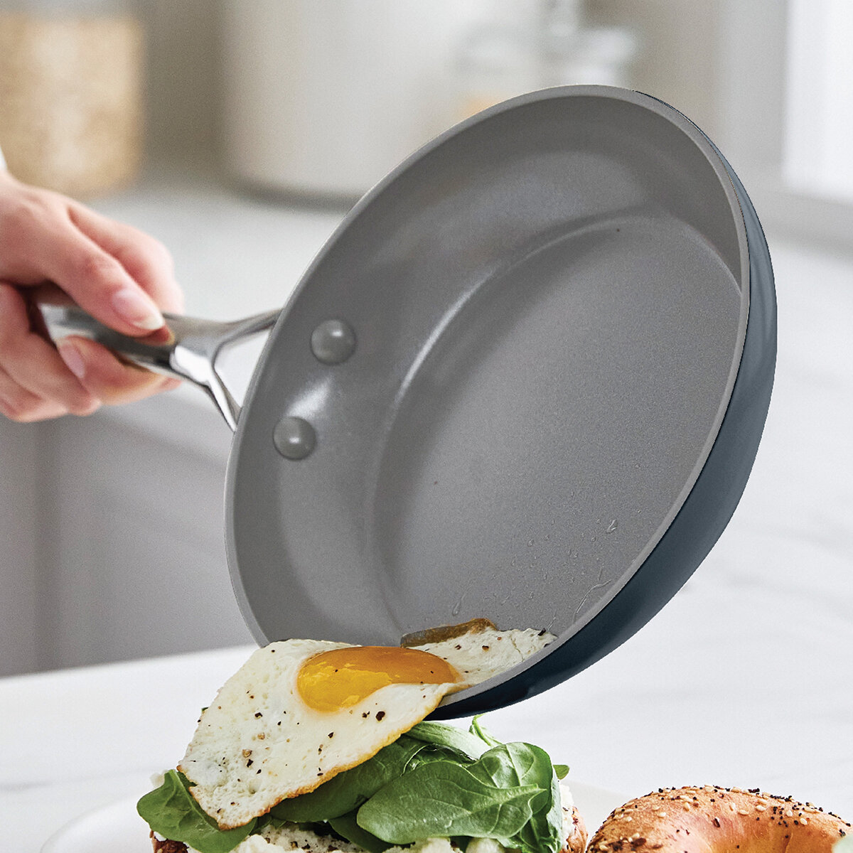 Greenpan Bateria de Cocina de Aluminio Anodizado Resistente y Antiadherente de Ceramica 11 piezas Gris