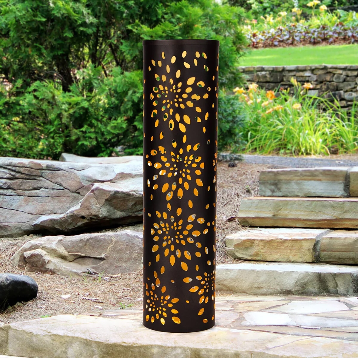 Mullally, Pilar Solar para Jardín