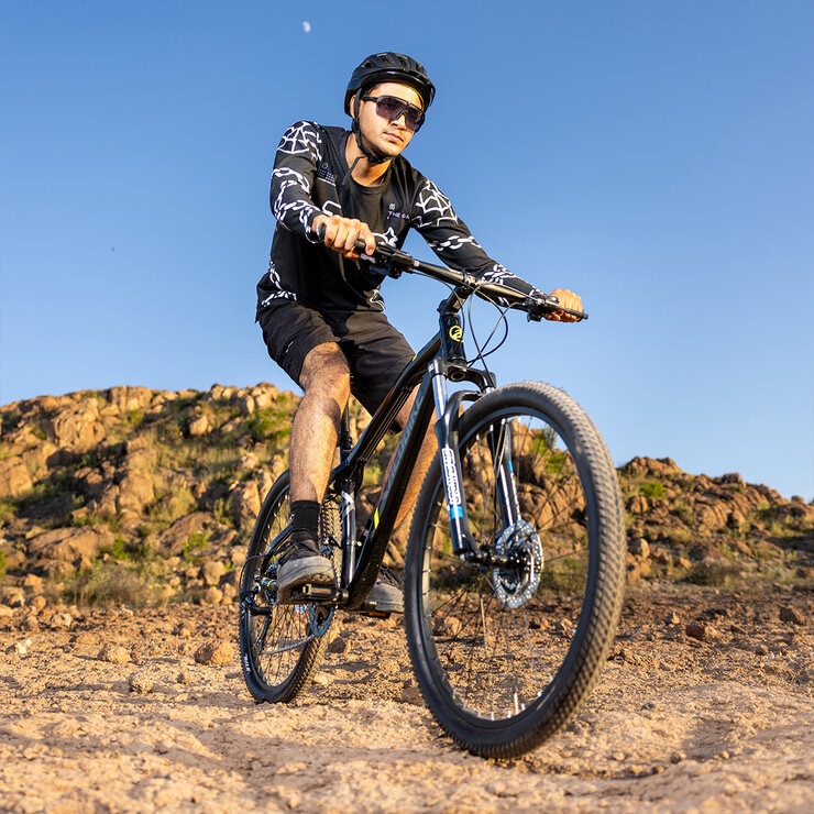Bicicleta de Montaña R26 Alubike Sierra Slite Negra
