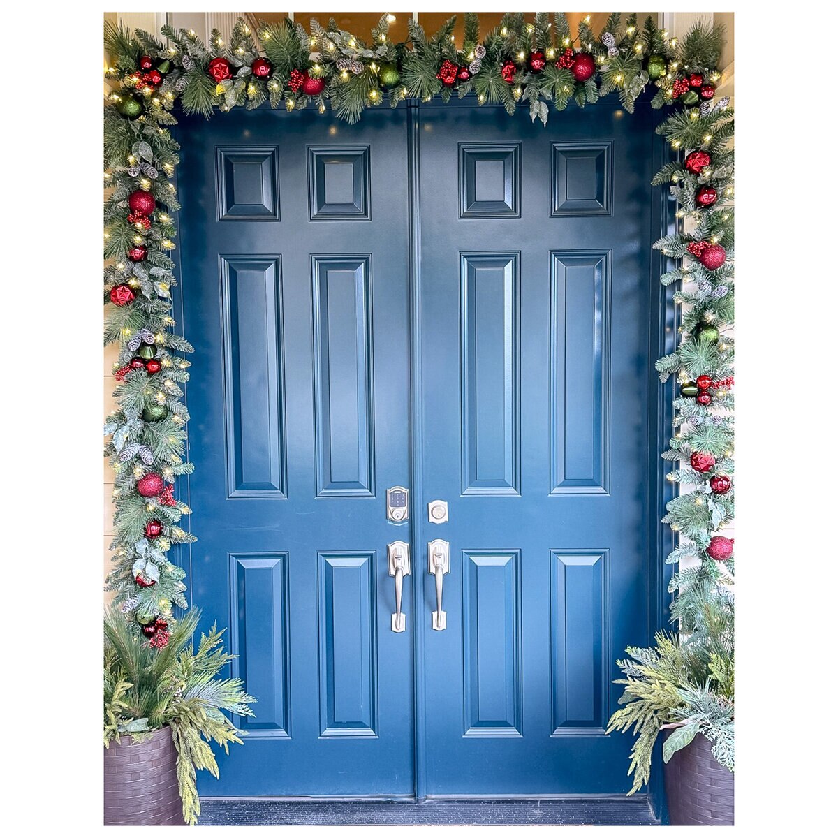 9' Guirnalda Pre-iluminada con Luces LED Centelleantes - Rojo