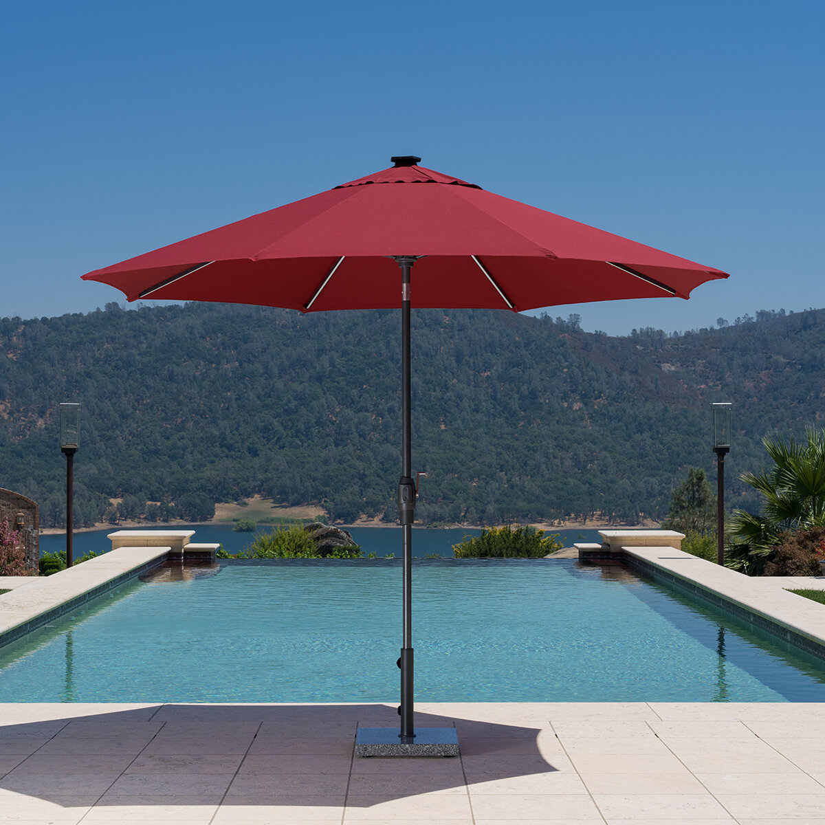 SunVilla, Sombrilla Redonda de 3m con Luz Solar LED, Color Rojo
