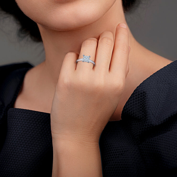 Anillo Compuesto de Diamantes 0.59ctw, Oro Blanco 14K