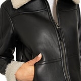 Bearpaw Chamarra para Dama Negro Chica