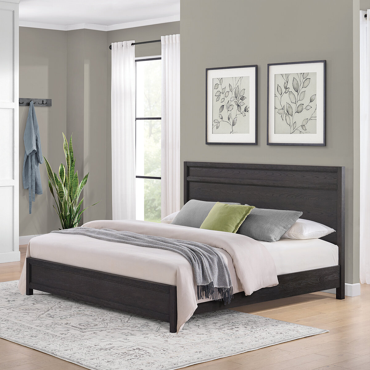 Universal Broadmoore, Bellevue, Cama King