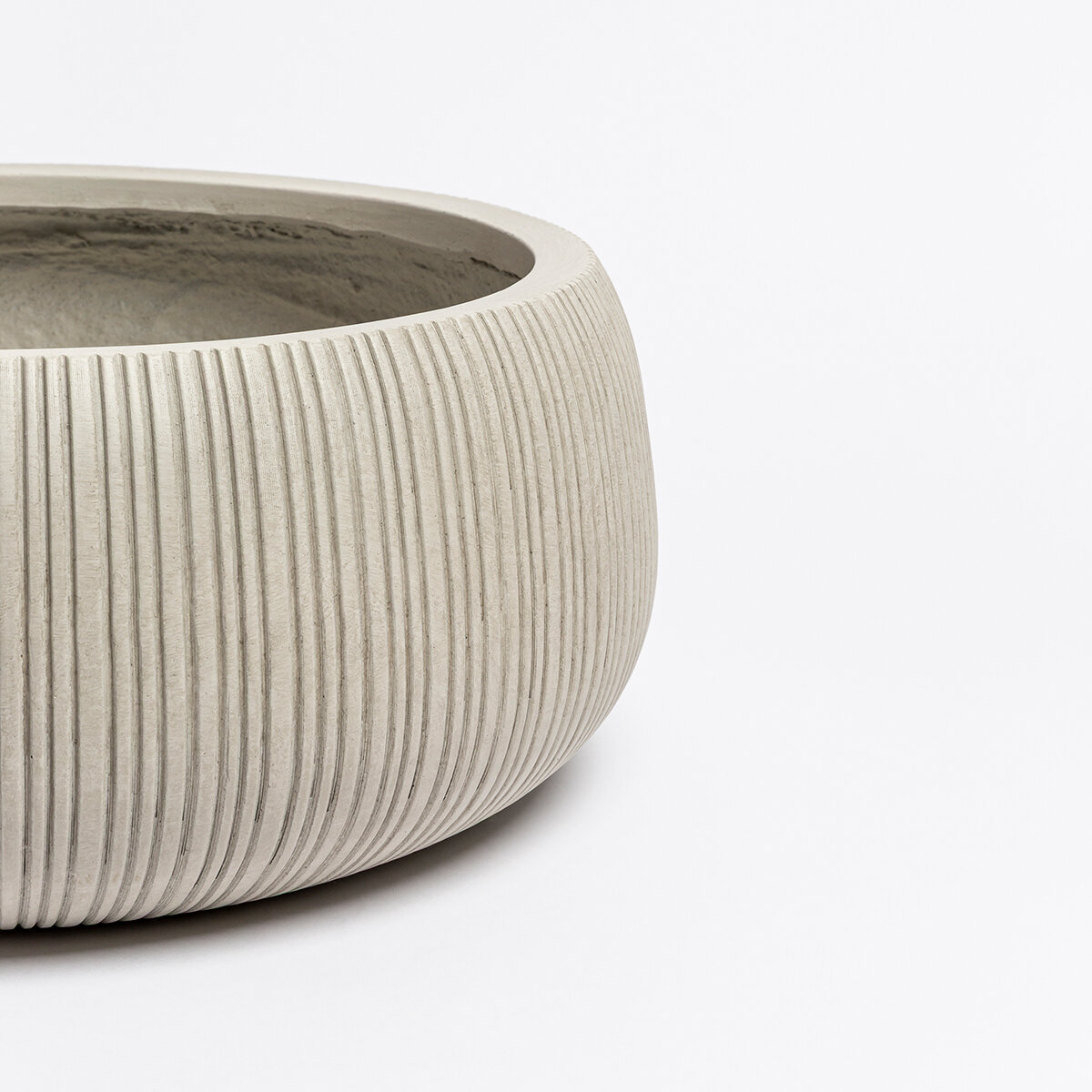 Over & Back, Pillarbloom Maceta de Fibra de Arcilla Blanca