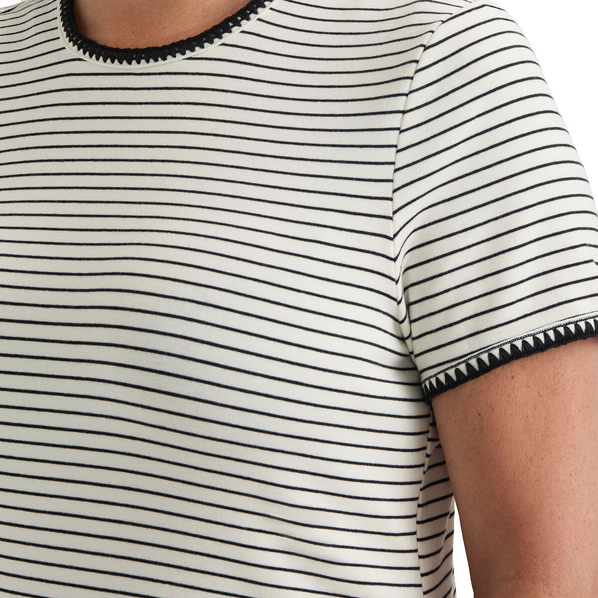 Teddi Rose Playera para Dama Blanco Grande Teddi Rose Playera para Dama Blanco Grande