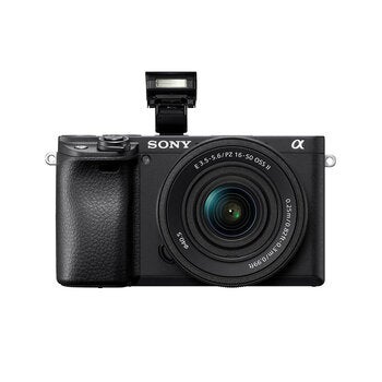 Sony Cámara Digital Mirrorless APS-C ILCE-6400K + Lente SELP16502 Sony Cámara Digital Mirrorless APS-C ILCE-6400K + Lente SELP16502