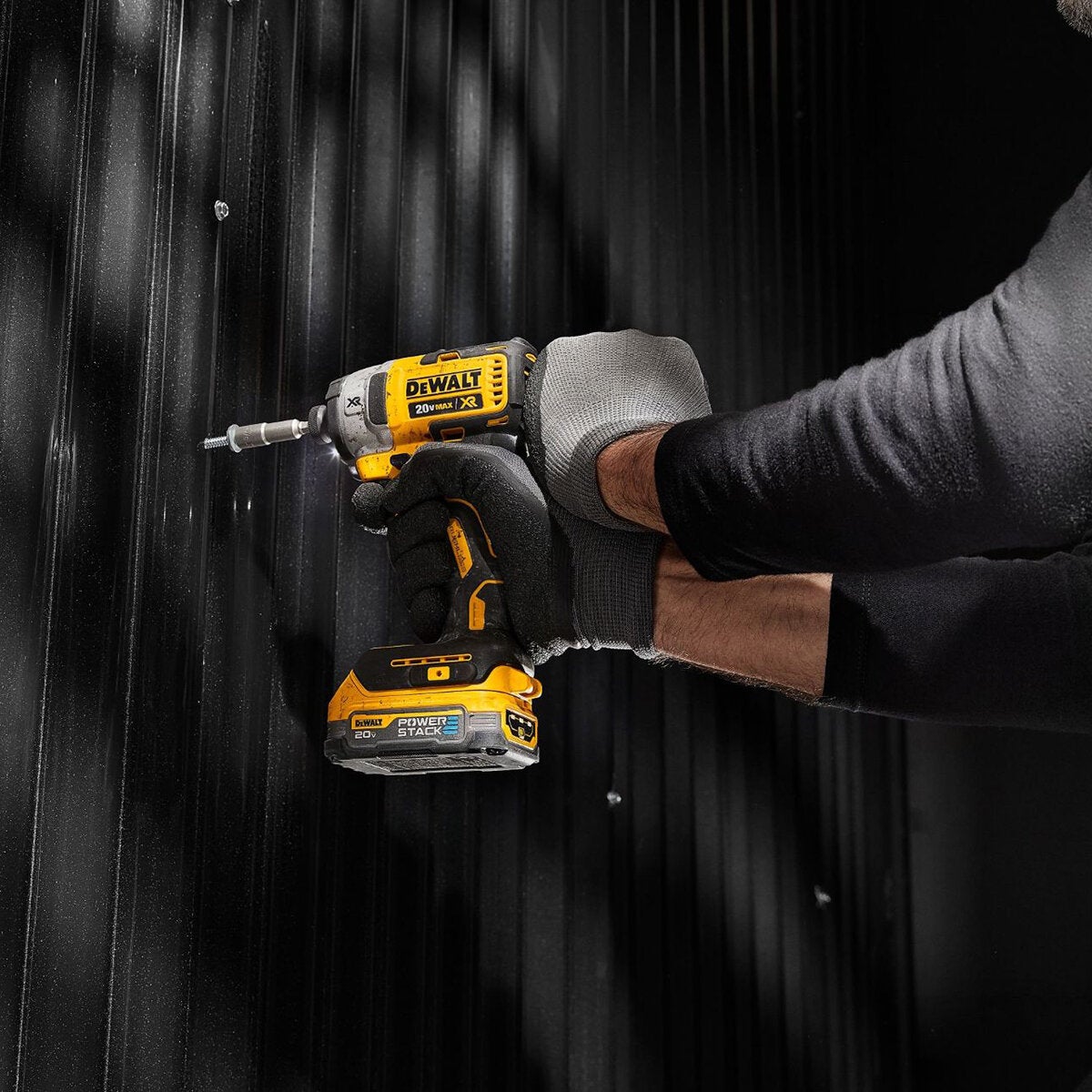 DeWalt, Combo Rotomartillo y Llave de Impacto 20V MAX XR DeWalt, Combo Rotomartillo y Llave de Impacto 20V MAX XR