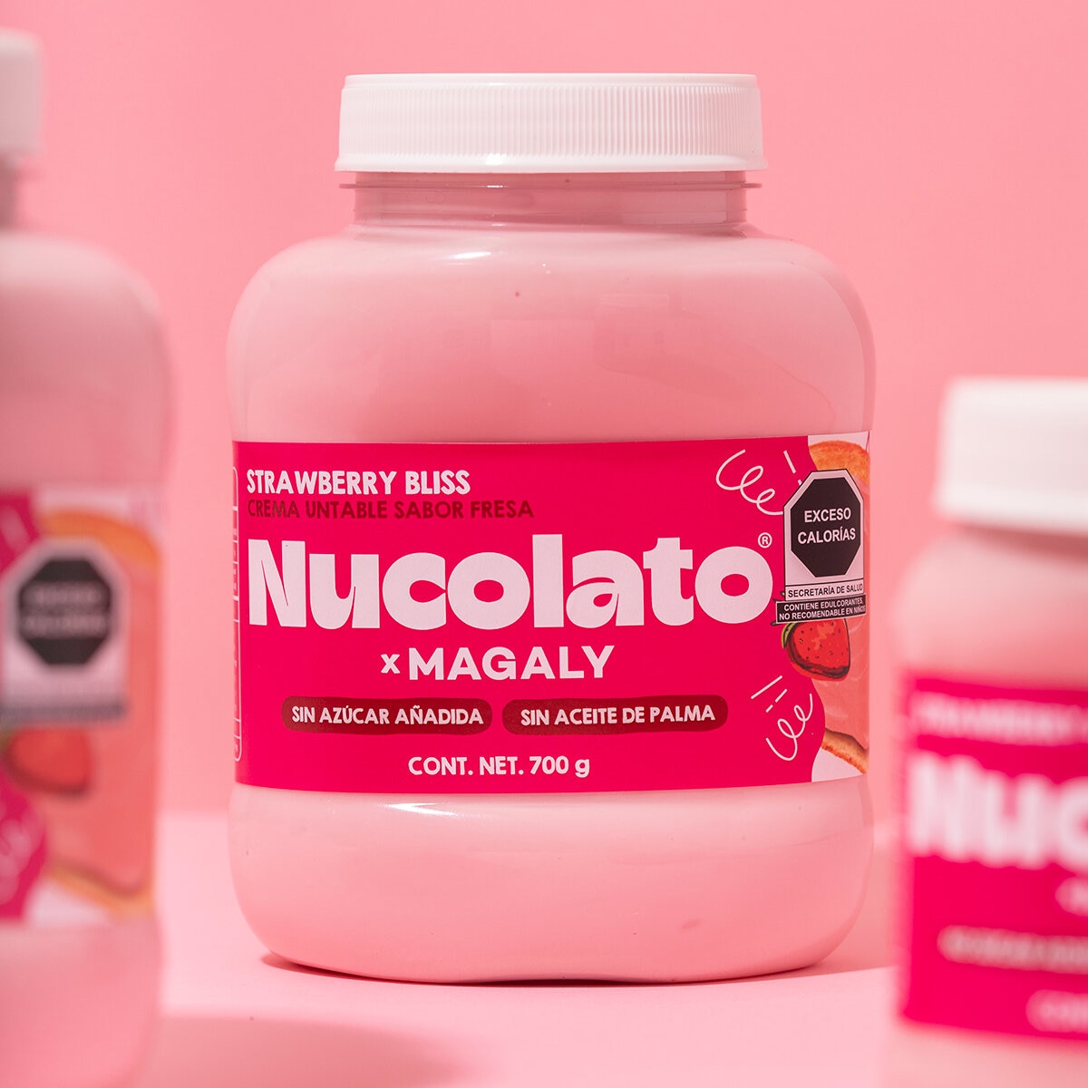 Nucolato Crema Untable de Chocolate Blanco Sabor Fresa 700 g