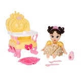 Disney Princesas Bebé con Silla Alta y Accesorios, Bella