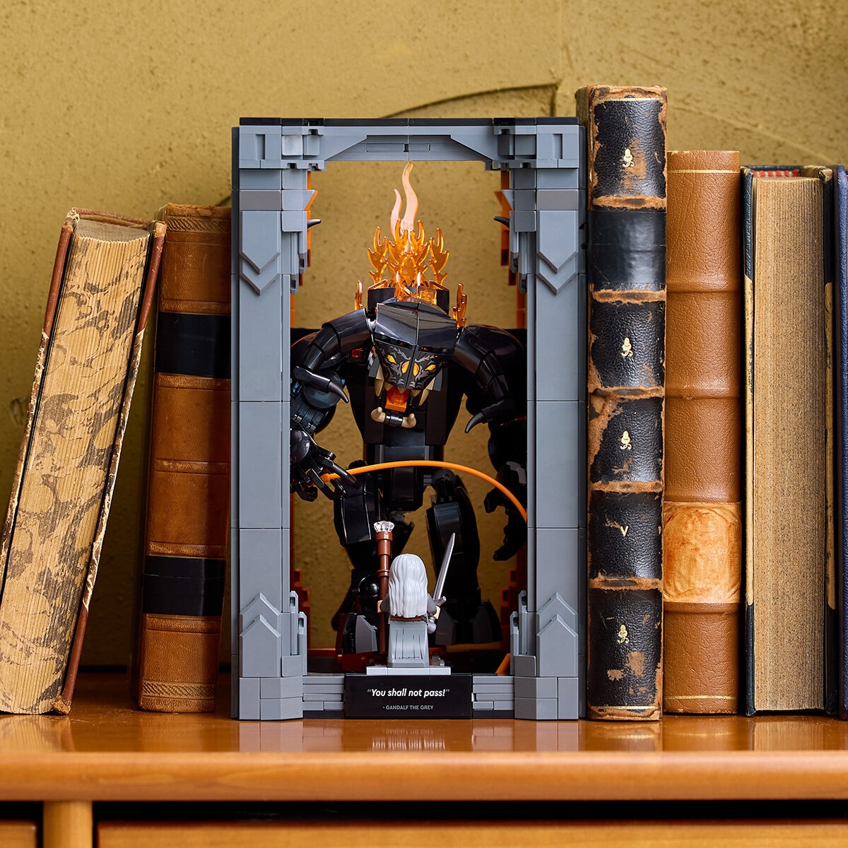 LEGO Icons, Rincón entre Libros: El Señor de los Anillos: Balrog