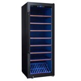 Wine Enthusiast Cava de Vinos 150 Botellas