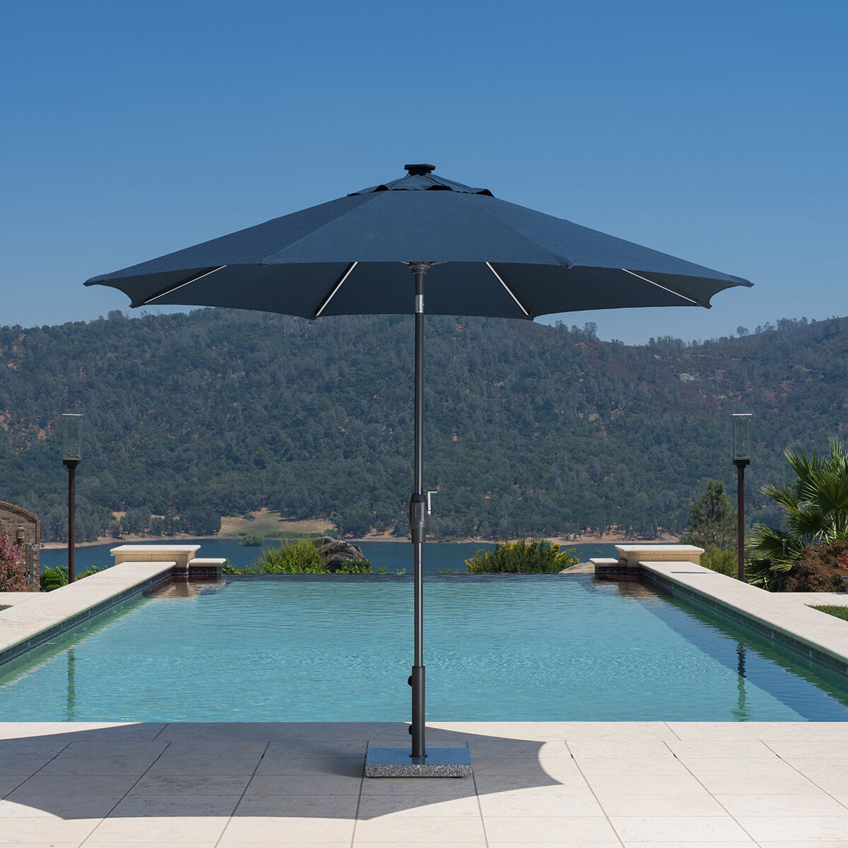 SunVilla, Sombrilla Redonda de 3m con Luz Solar LED, Color Azul