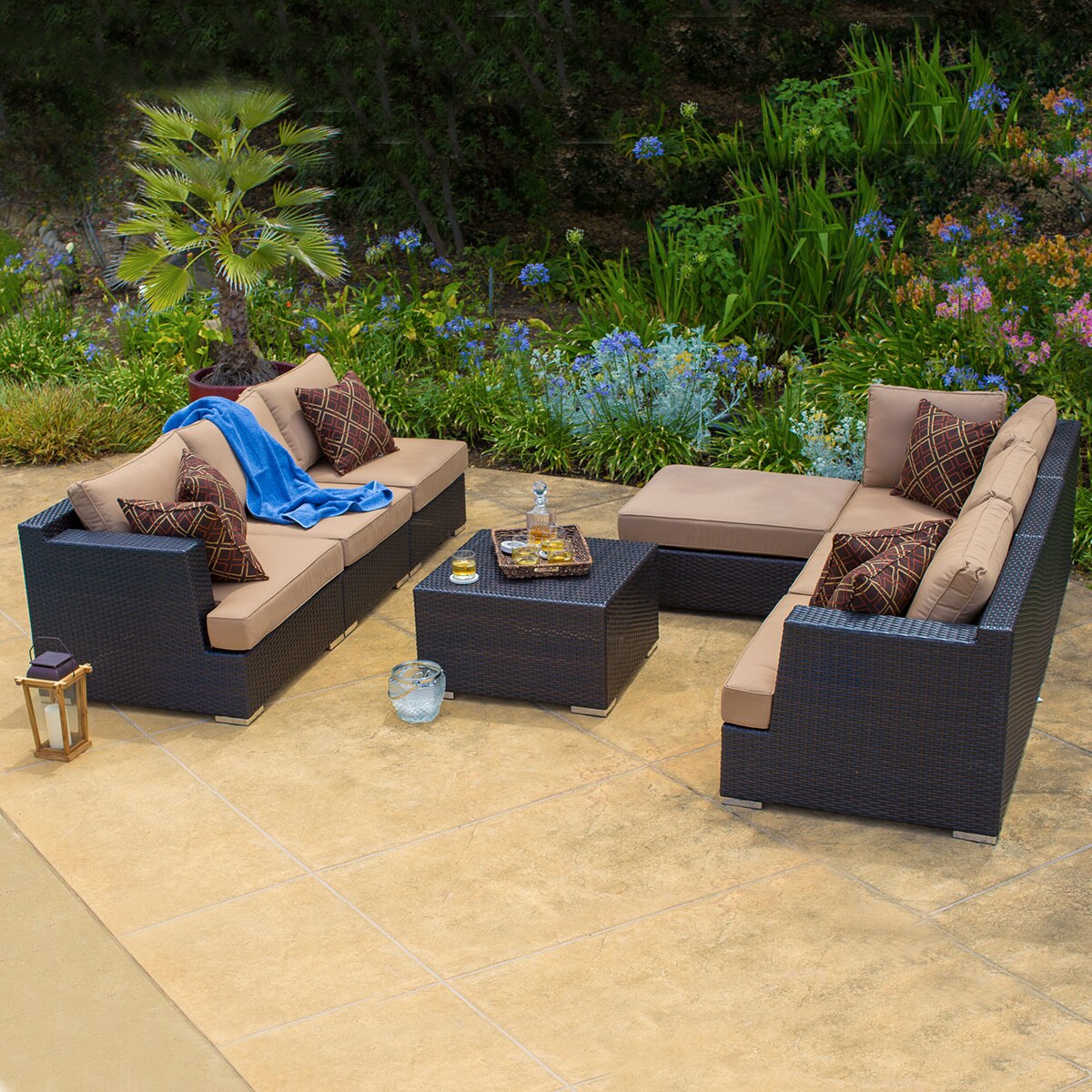 Sala de Jardín Seccional Beige Niko, 8 Piezas Costco México