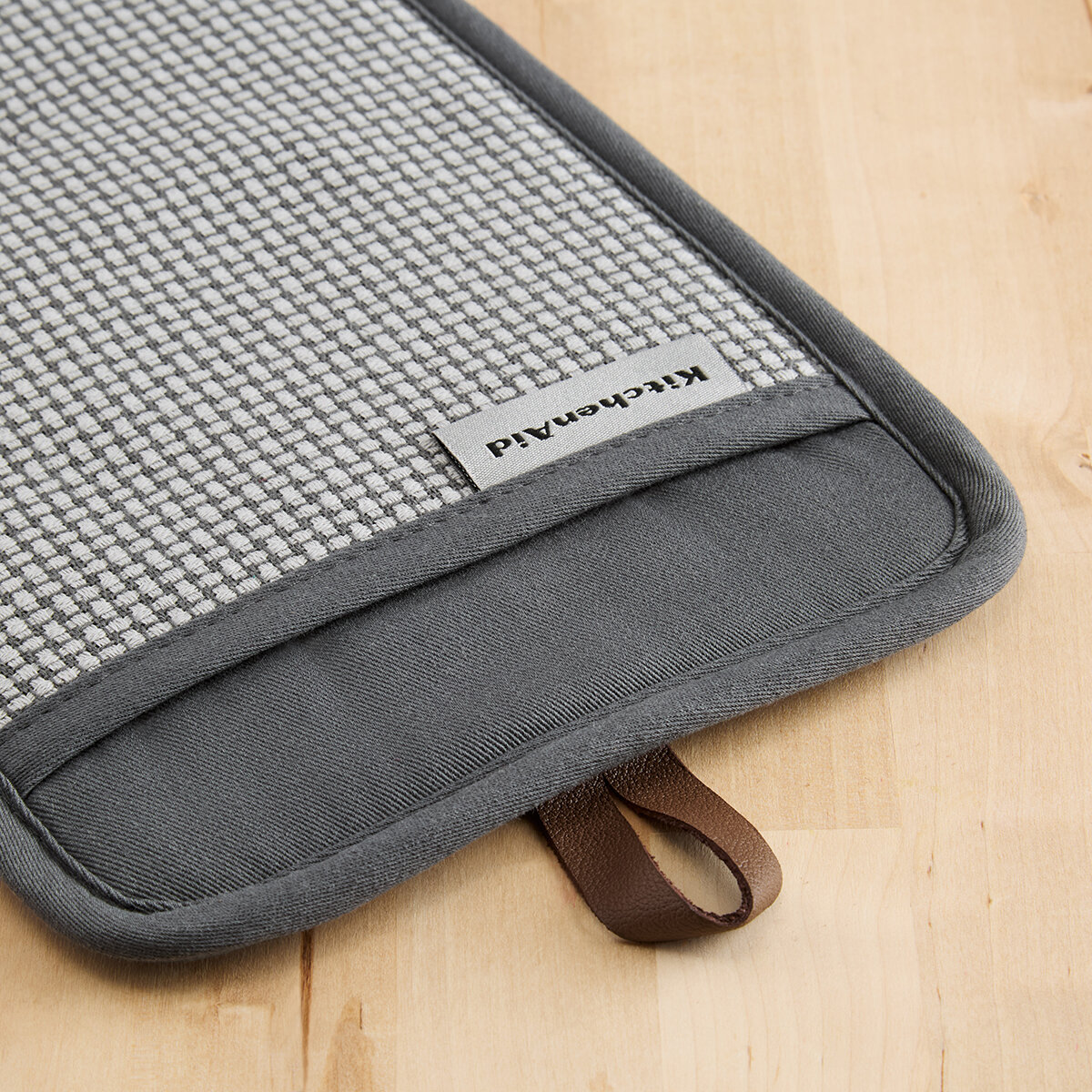 KitchenAid, Juego de 4 Piezas para Cocina de Silicona, Gris