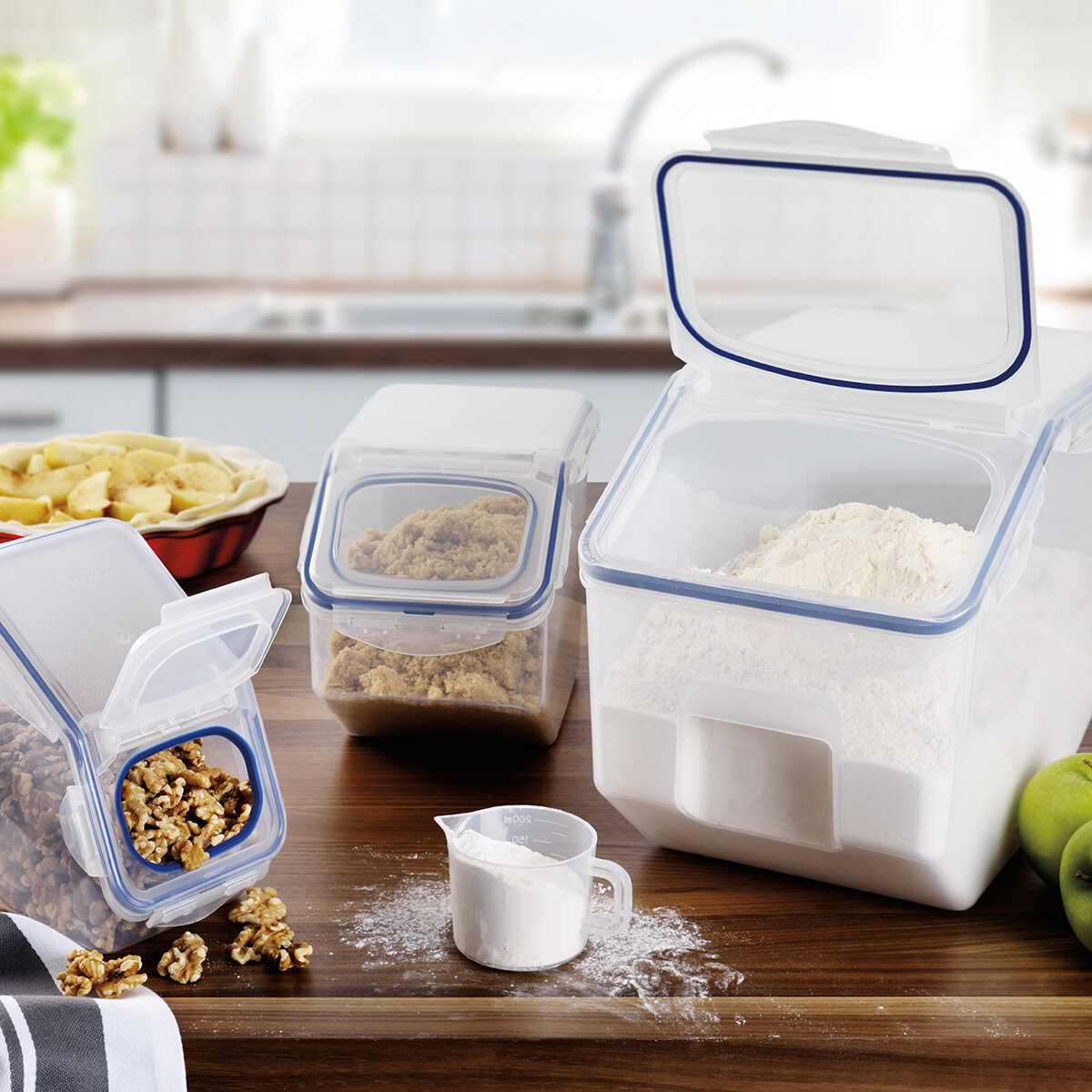 LockNLock Juego de 3 Recipientes para Almacenamiento con Taza para Medida