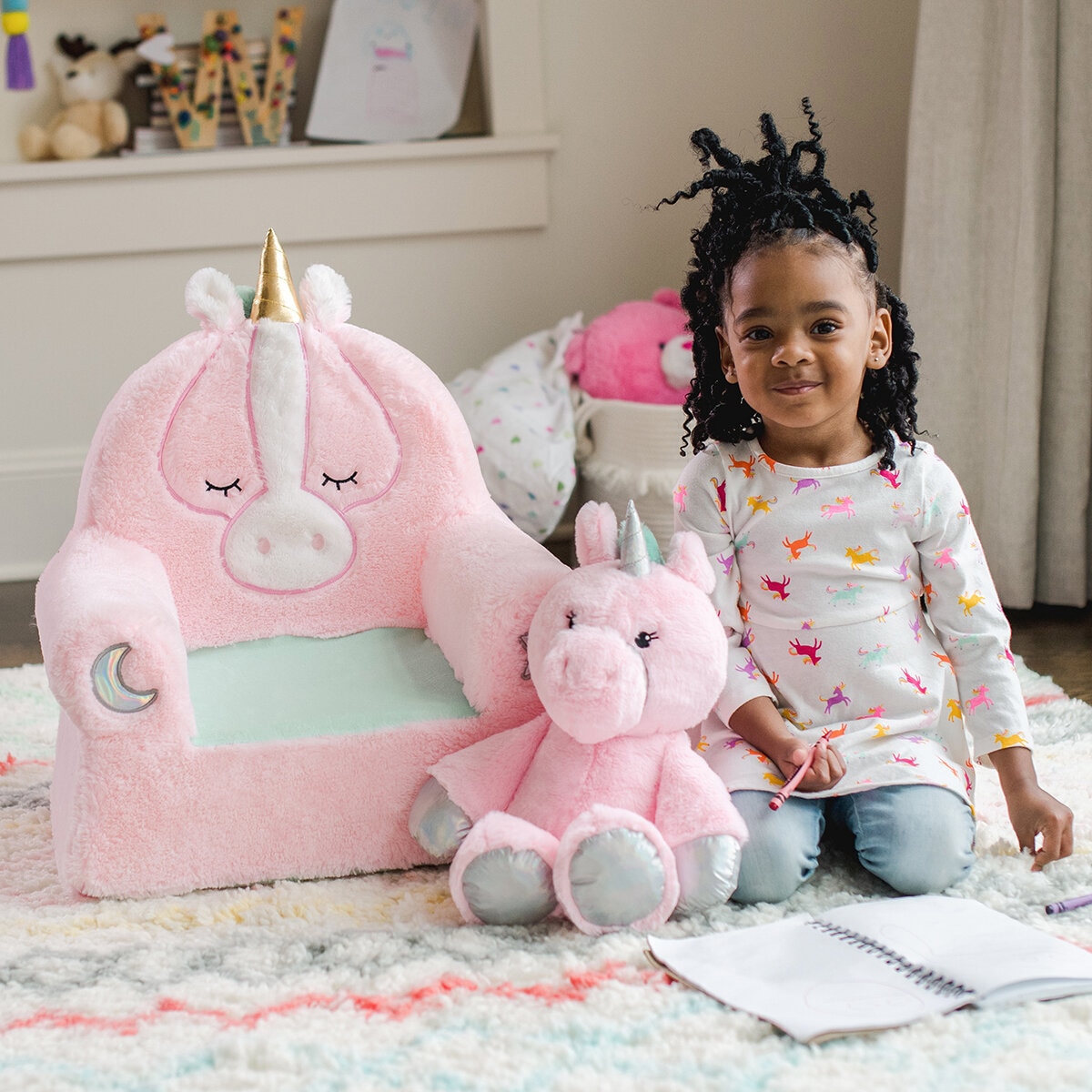 Estantería infantil con forma de unicornio rosa comprar AQUÍ