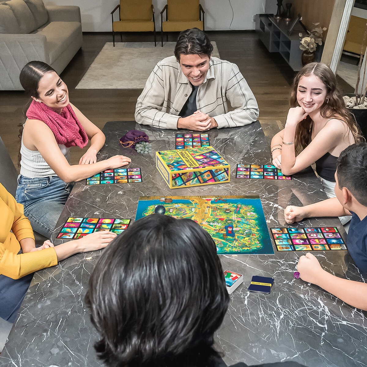 Deluxe Lotería & Serpientes y Escaleras