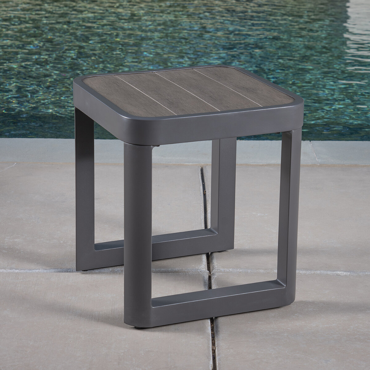 SunVilla, Beckett Set Bistro de 3 Piezas para Patio Tipo Giratorio