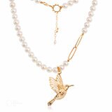 Ablime, Collar Corto en Perla de Río con Dije de Colibrí
